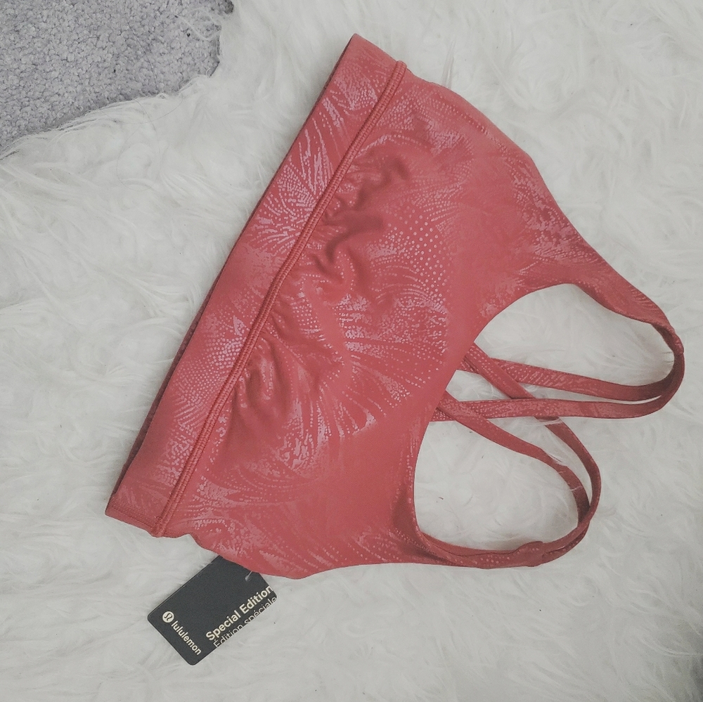 LULULEMON Energy Bra *Shine Special Edition